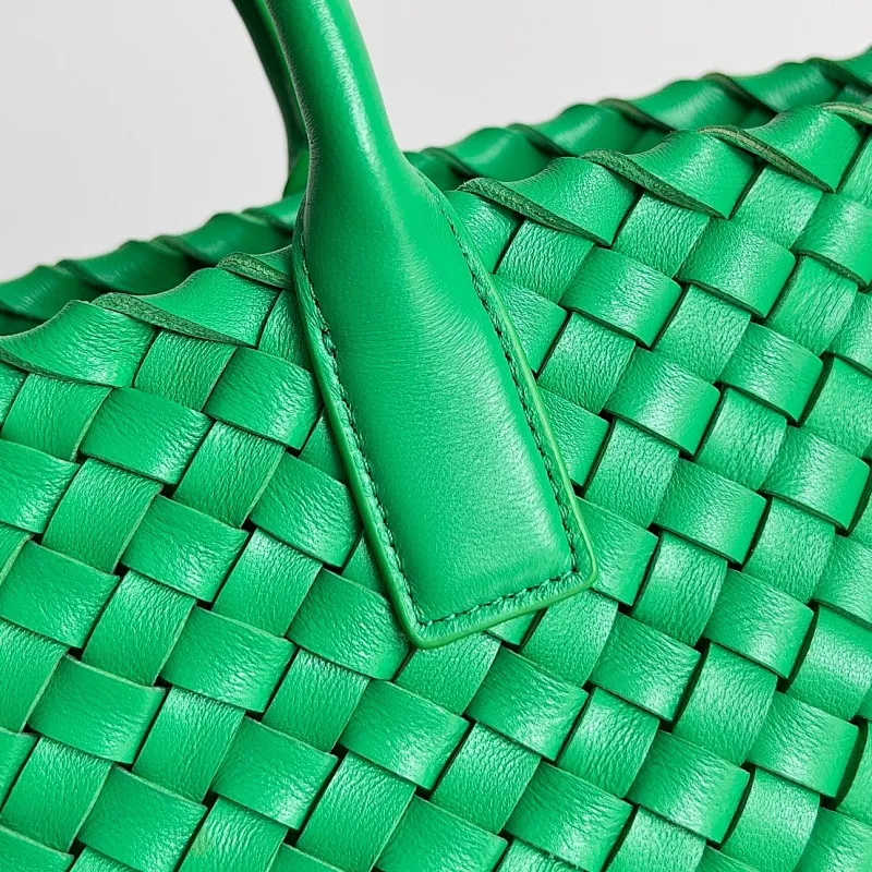 All categories 💚 Authentic bags 💚 BV 2025 new BV handbags